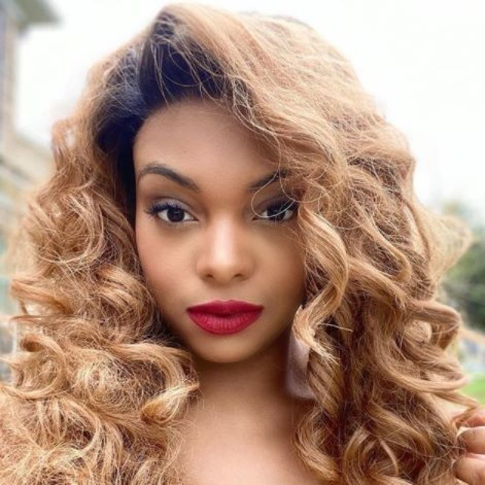 Meet your Posher, Martine